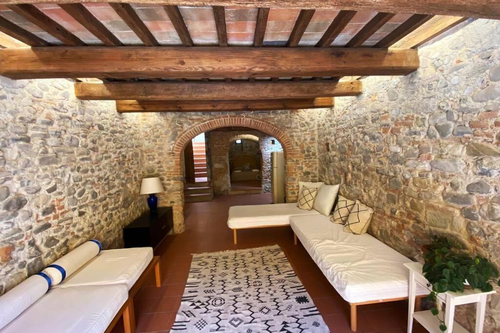 La Cantina. Splendido Loft Appena Ristrutturato. Appartamento